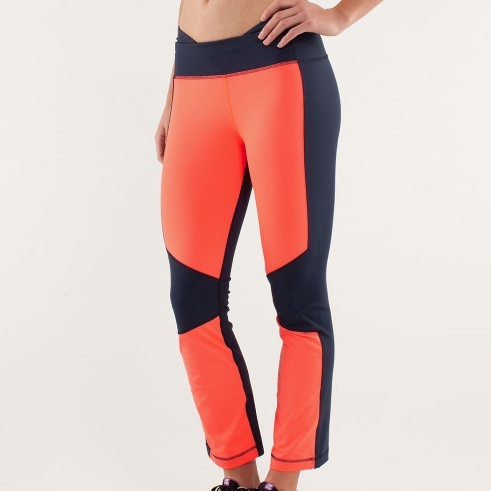Lululemon Pump It Up Pant *small stain*